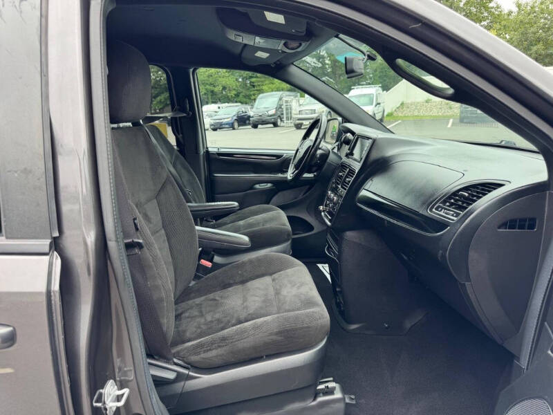 2017 Dodge Grand Caravan SE