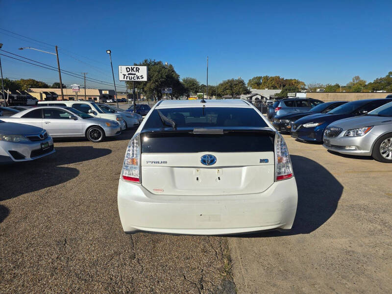 2010 Toyota Prius III