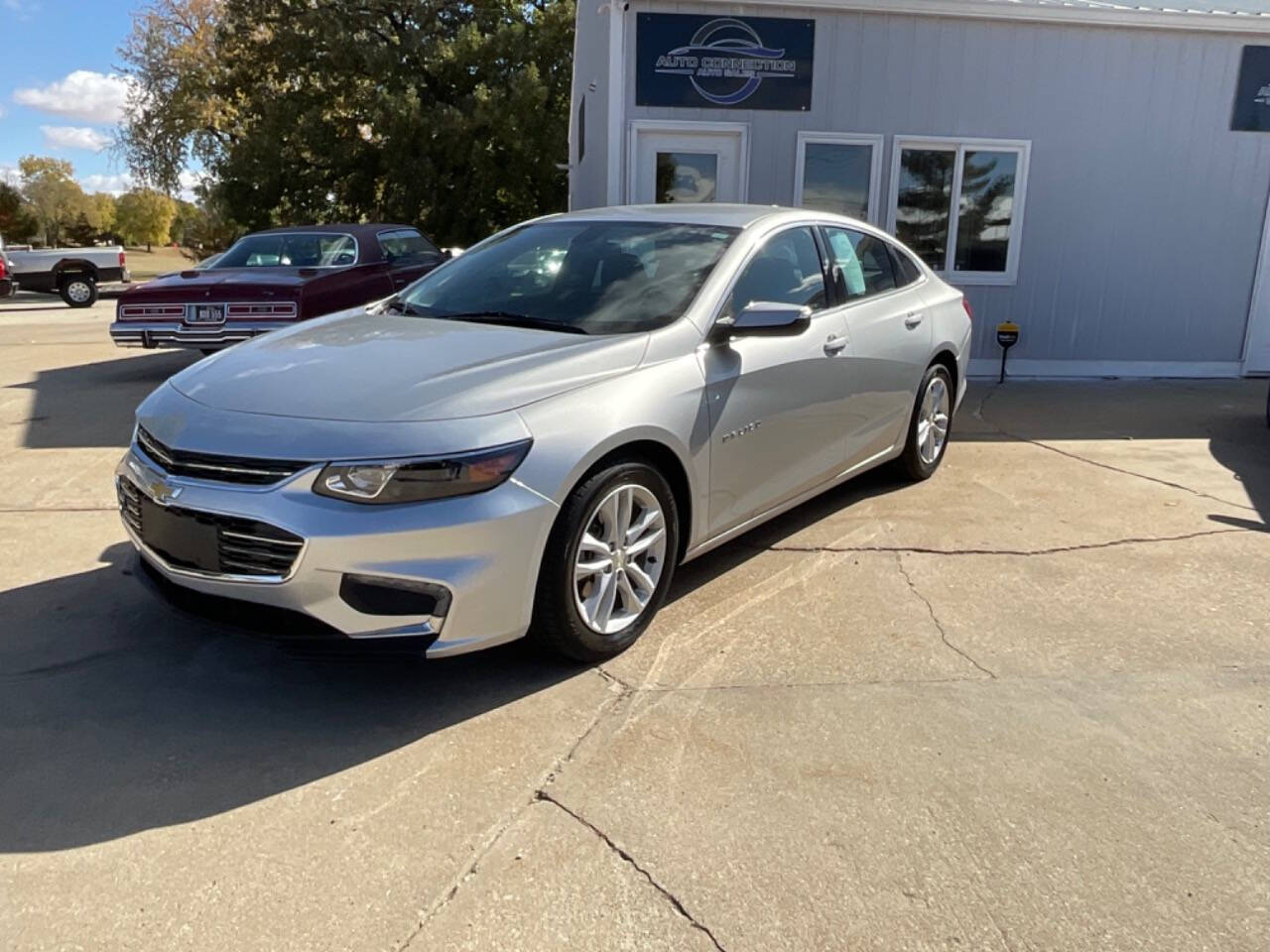 2016 Chevrolet Malibu for sale at Auto Connection in Waterloo, IA