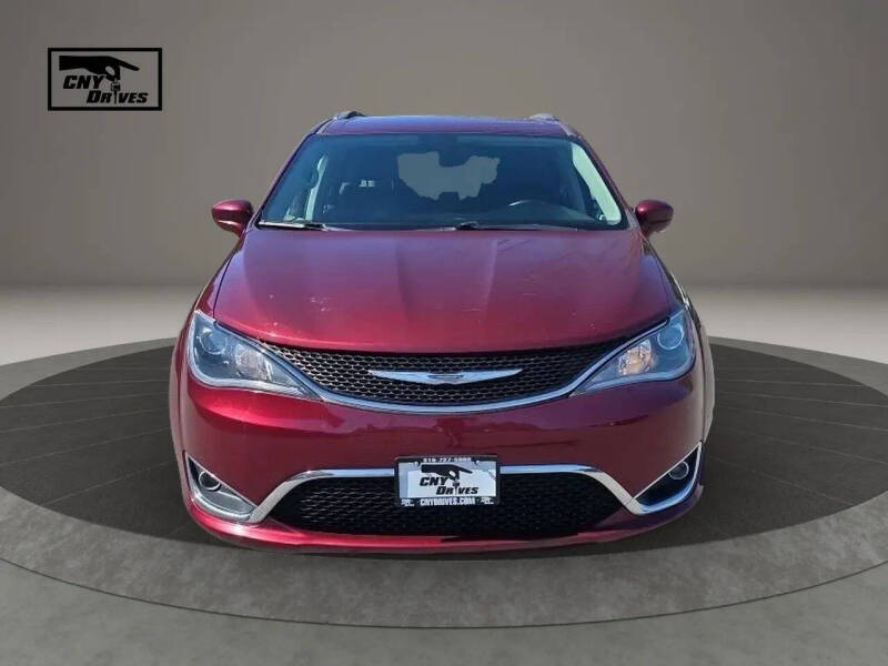 2017 Chrysler Pacifica Touring-L Plus