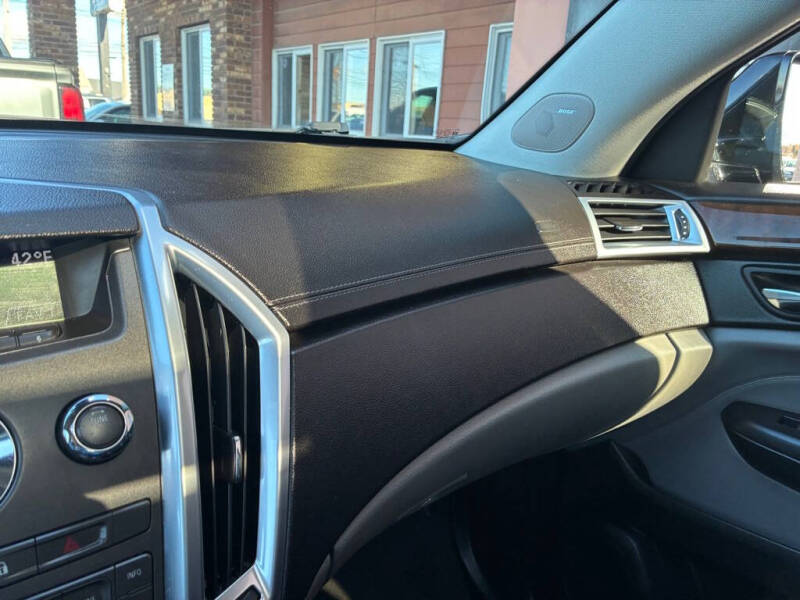 2011 Cadillac SRX Luxury Collection