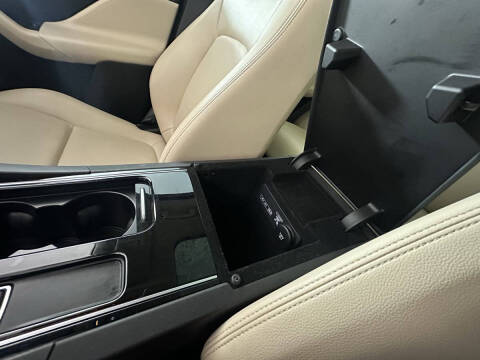 2020 Jaguar F-PACE 25t Premium