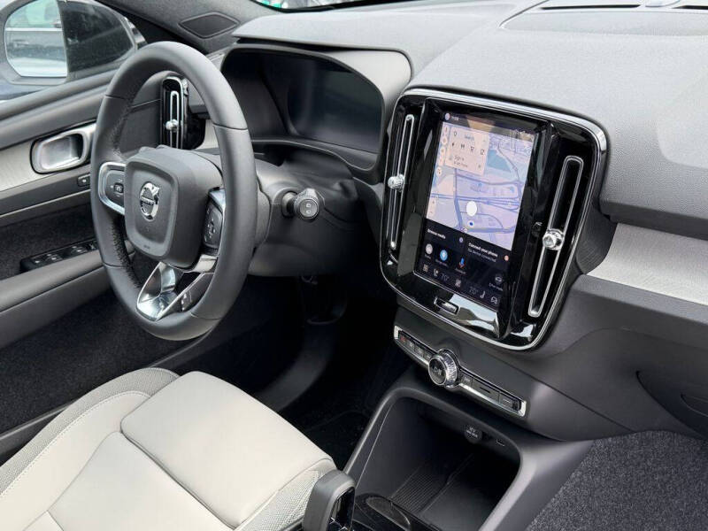 2026 Volvo EX40 Plus