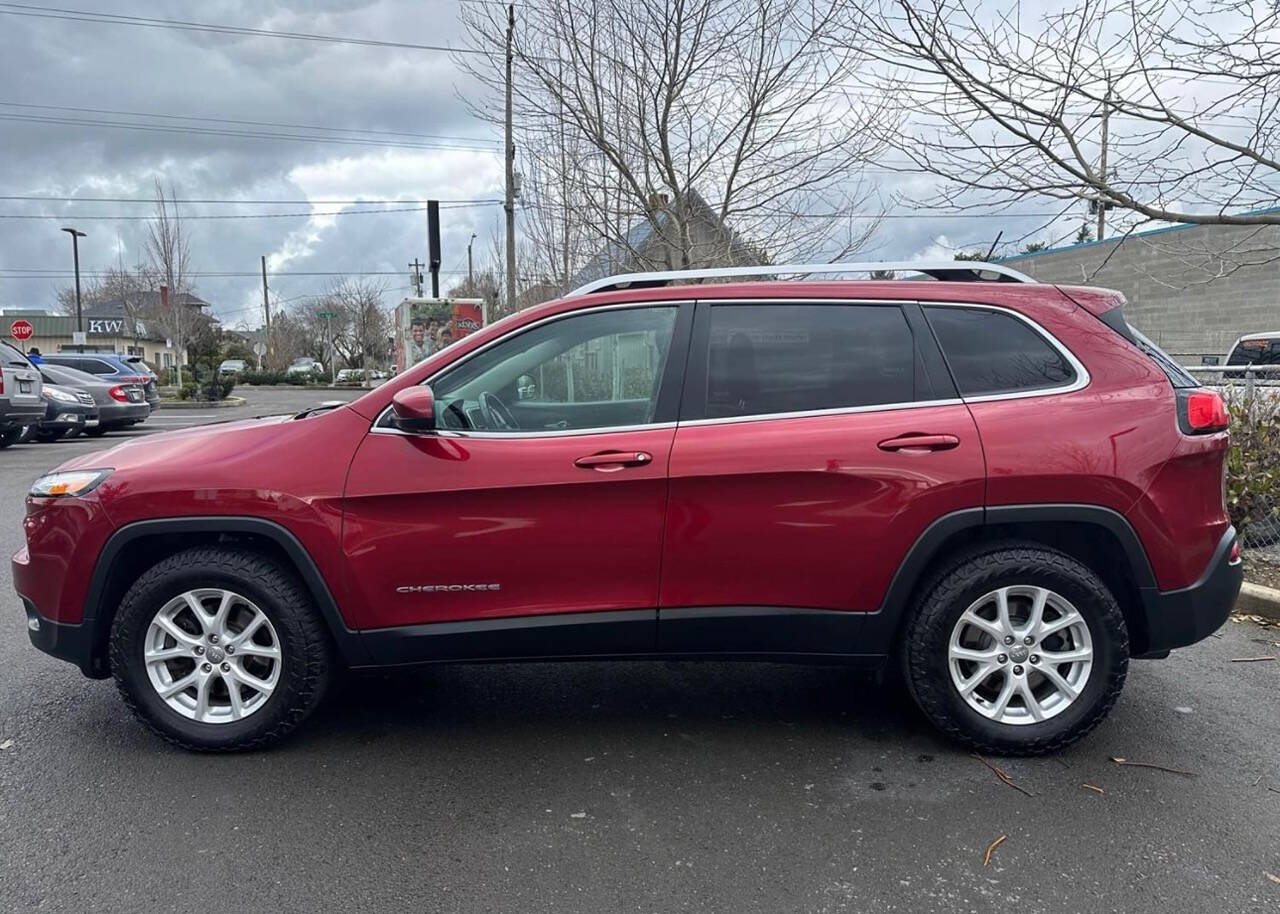 2015 Jeep Cherokee for sale at Worldwide Auto in Portland, OR