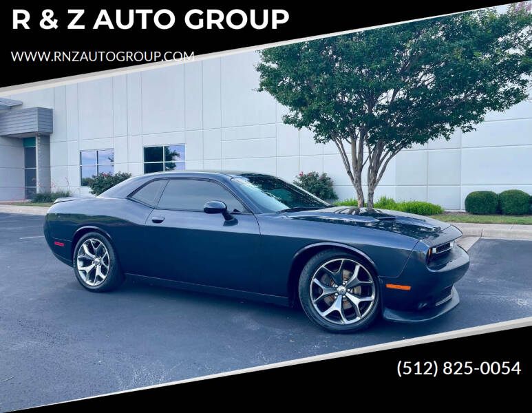 2017 Dodge Challenger SXT Plus