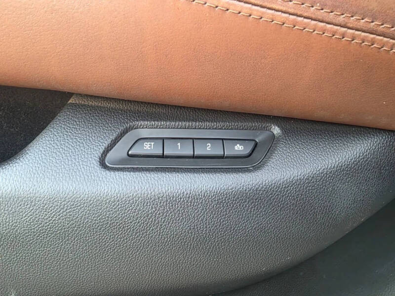 2017 Cadillac Escalade ESV Premium Luxury