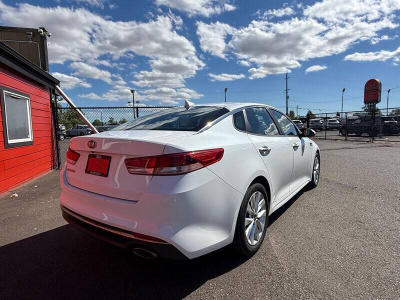 2017 Kia Optima LX