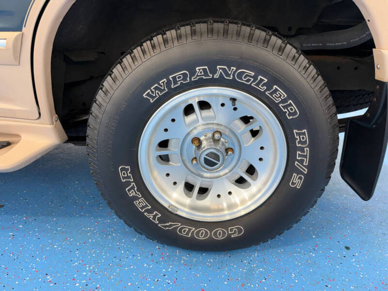 1994 Ford Explorer
