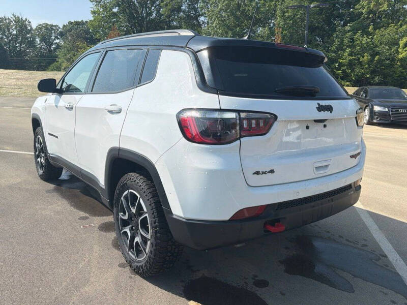 2024 Jeep Compass Trailhawk