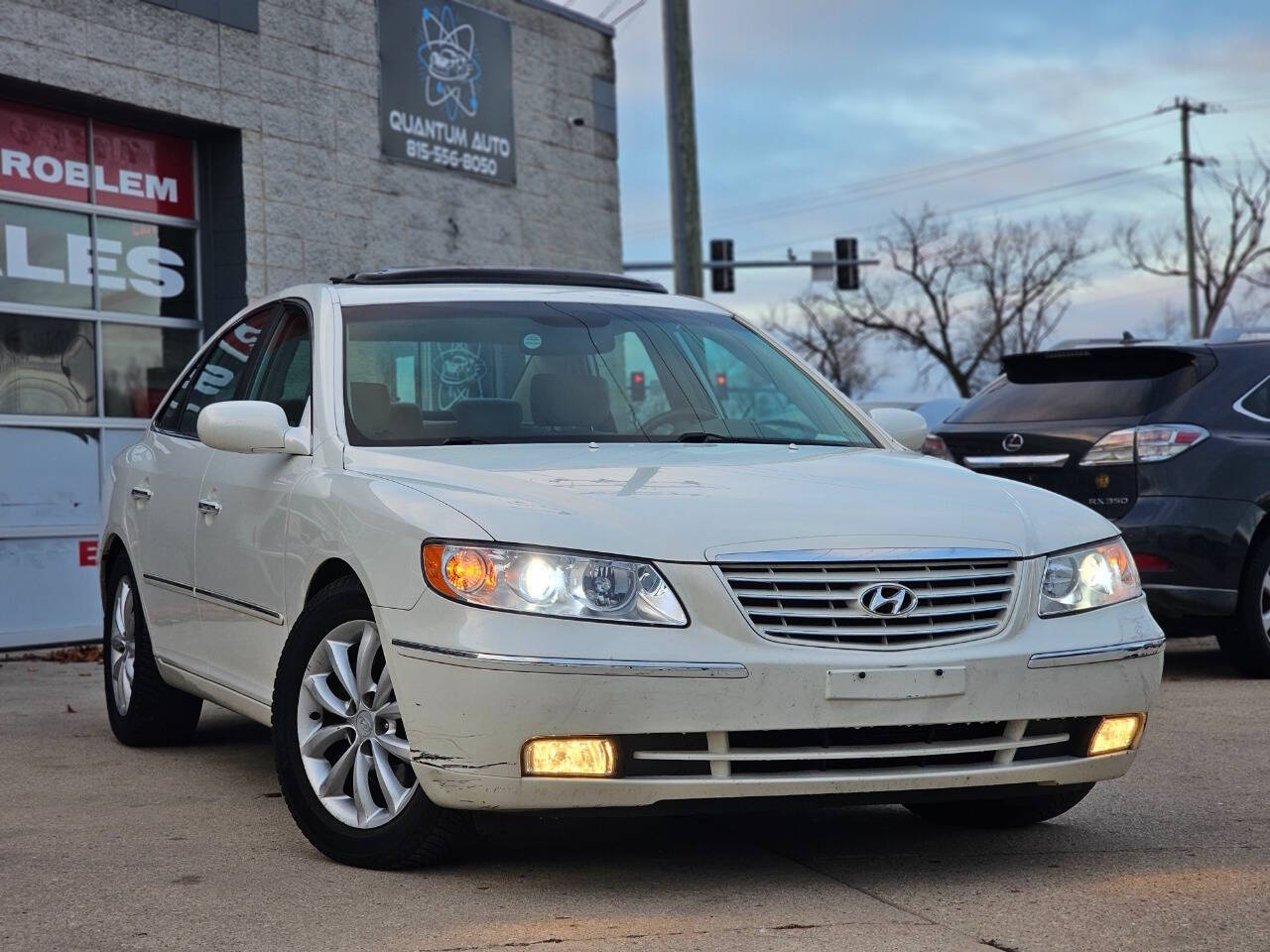 2006 Hyundai Azera for sale at Quantum Auto Co in Plainfield, IL