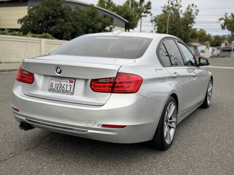 2013 BMW 3 Series 328i