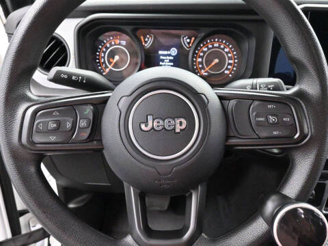 2024 Jeep Gladiator Sport
