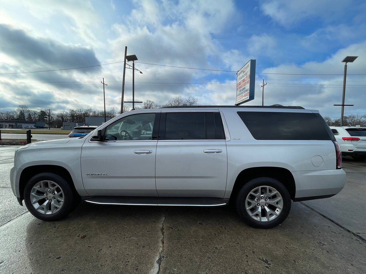 2015 GMC Yukon XL for sale at Capital Auto Financing in Redford, MI