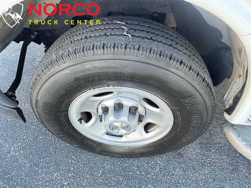 2023 Chevrolet Express 2500