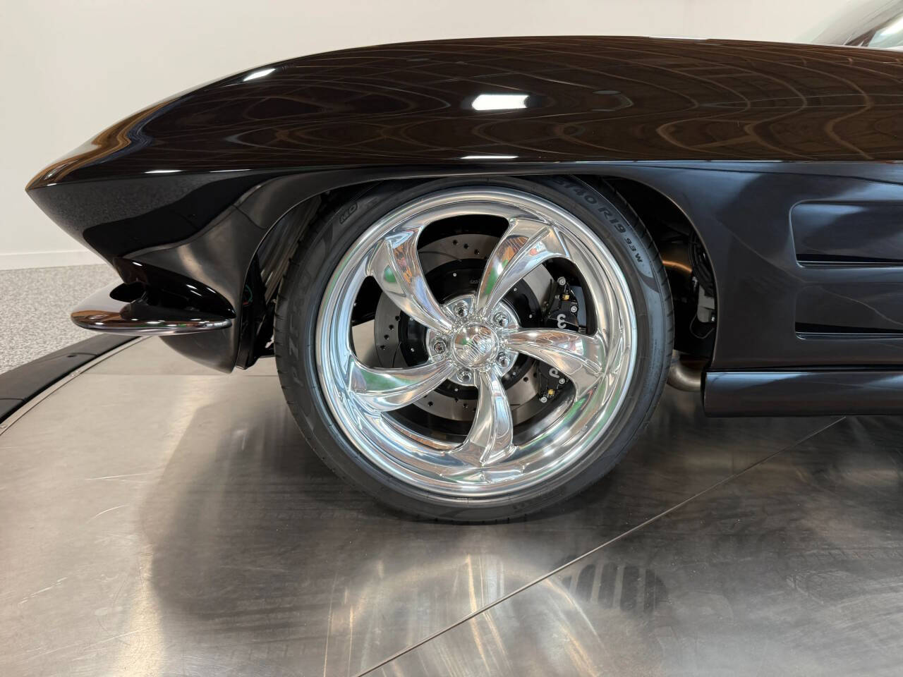 1966 Chevrolet Corvette 22