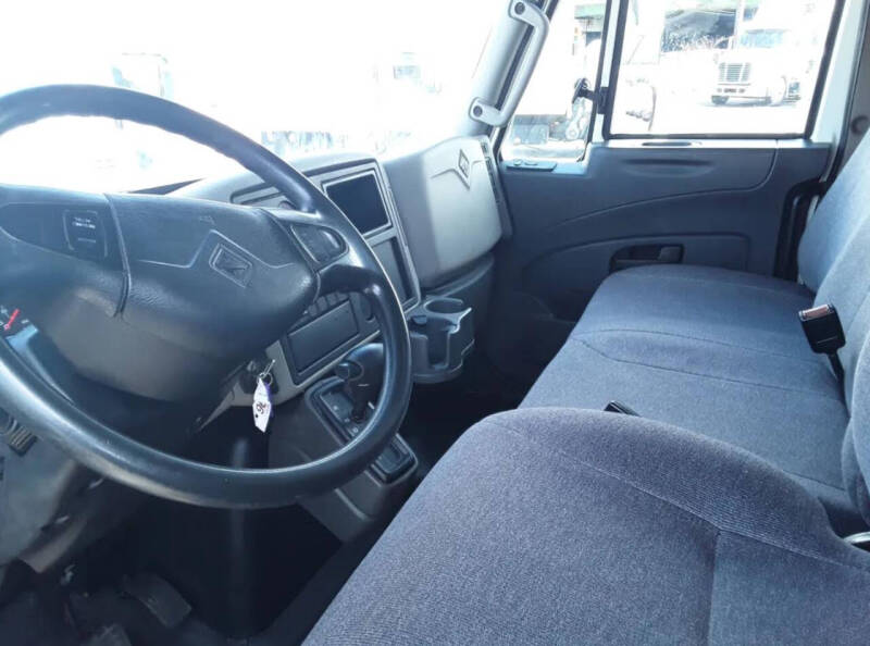 2018 International DuraStar 4300