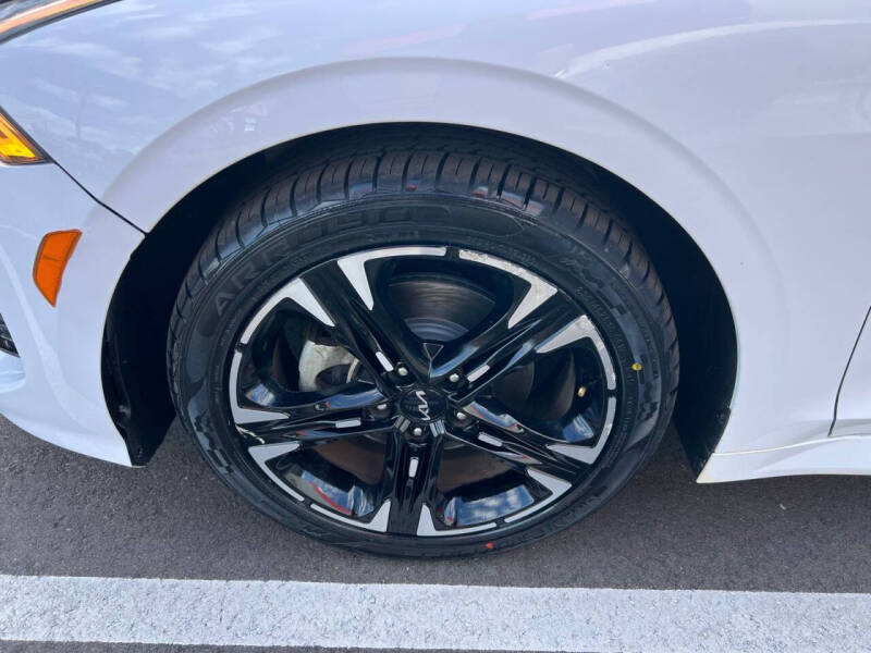 2022 Kia K5