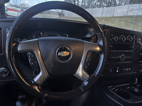 2018 Chevrolet Express 2500