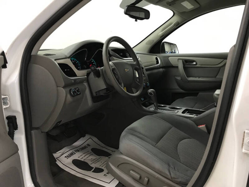 2017 Chevrolet Traverse LS