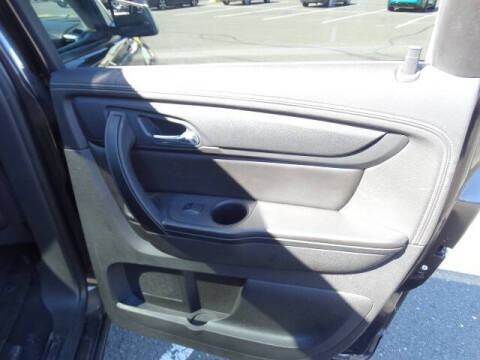 2016 GMC Acadia SLE-2