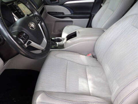 2018 Toyota Highlander LE Plus