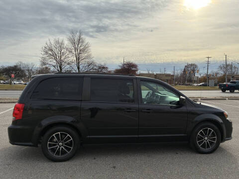 2016 Dodge Grand Caravan R/T