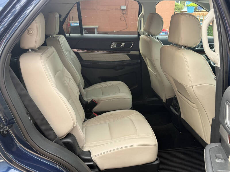 2016 Ford Explorer Platinum