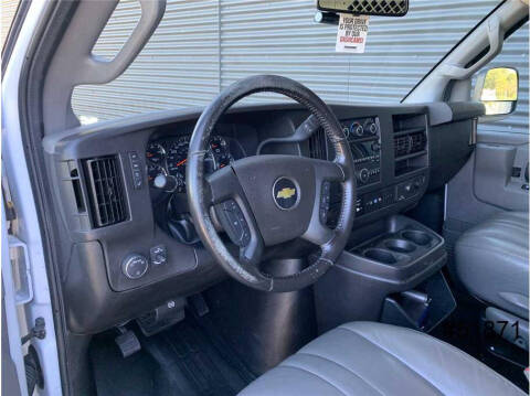 2021 Chevrolet Express 2500
