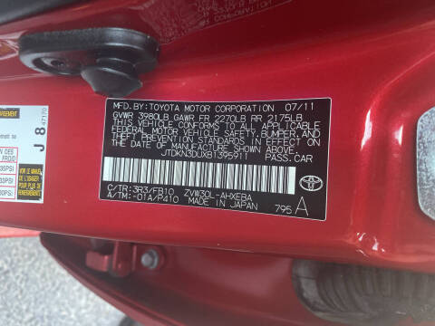 2011 Toyota Prius Two