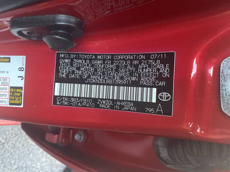 2011 Toyota Prius Two