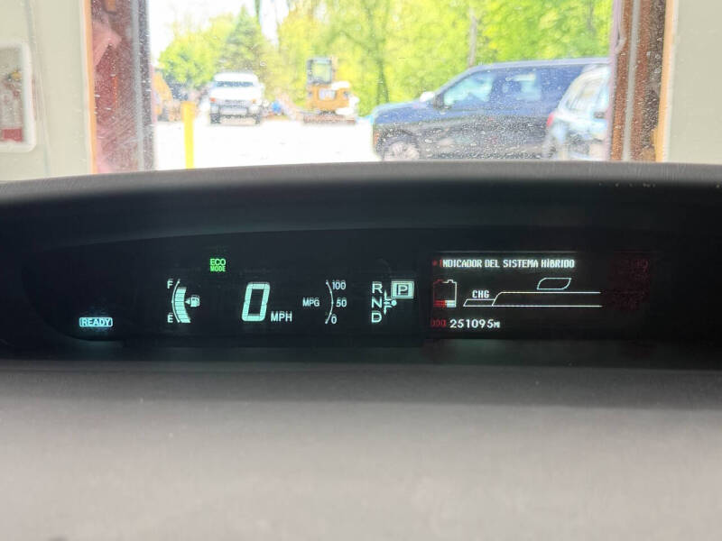 2010 Toyota Prius II
