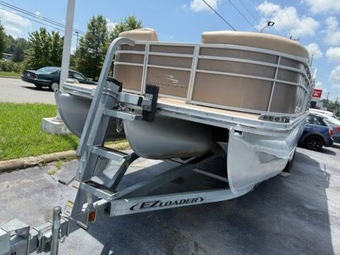 2011 Bennington 25753