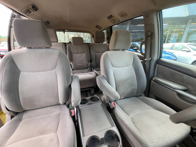 2009 Toyota Sienna