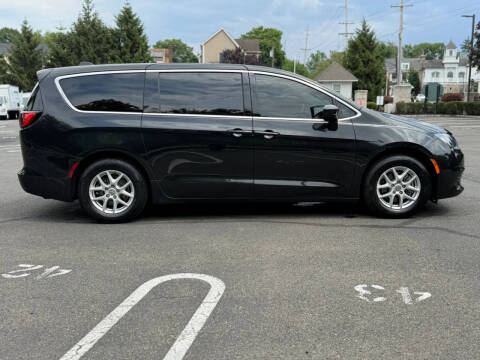 2017 Chrysler Pacifica Touring