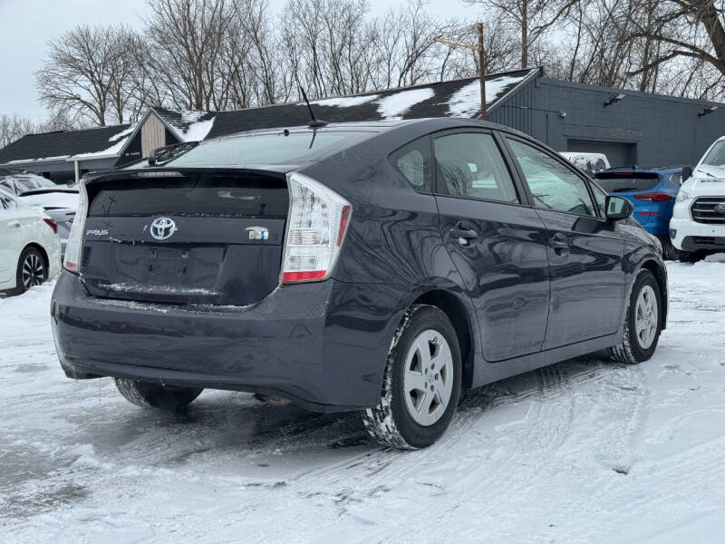 2010 Toyota Prius III