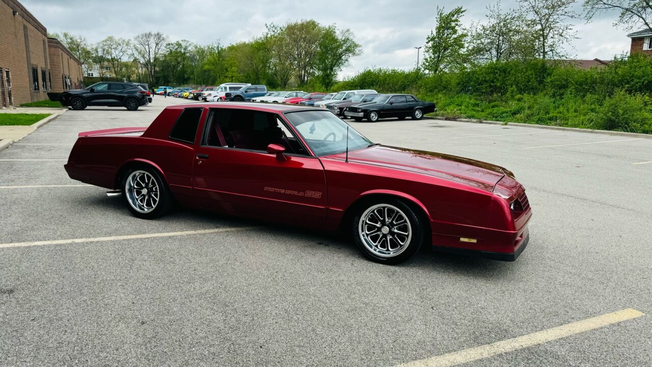 1985 Chevrolet Monte Carlo 35