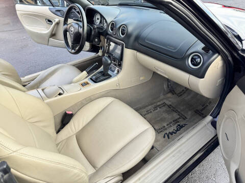 2005 Mazda MX-5 Miata LS