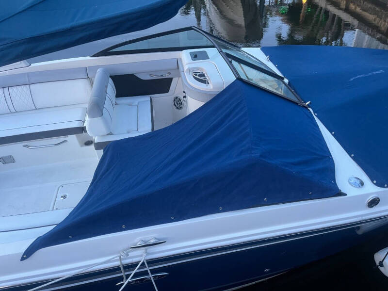 2016 Sea Ray 270 SUNDECK
