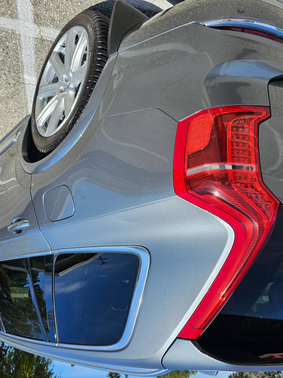 2016 Volvo XC90 32