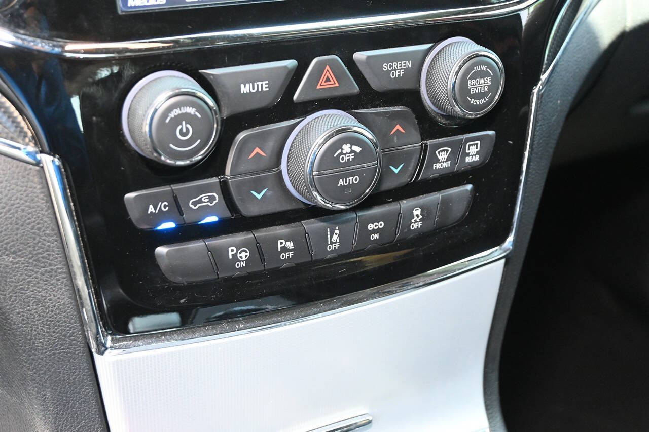 2021 Jeep Grand Cherokee 23