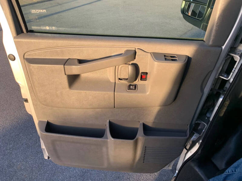 2016 Chevrolet Express 2500