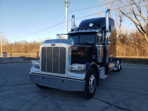 2023 Peterbilt 389