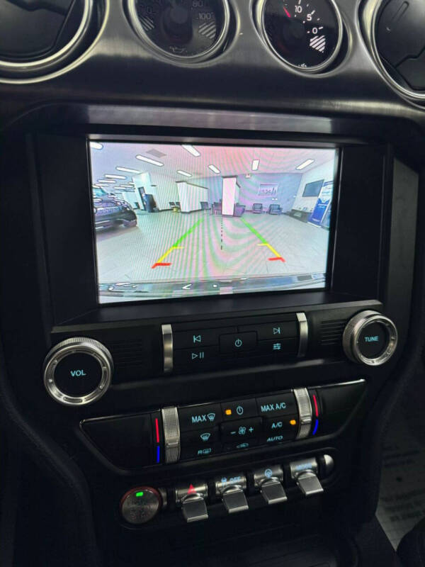 2021 Ford Mustang Mach 1