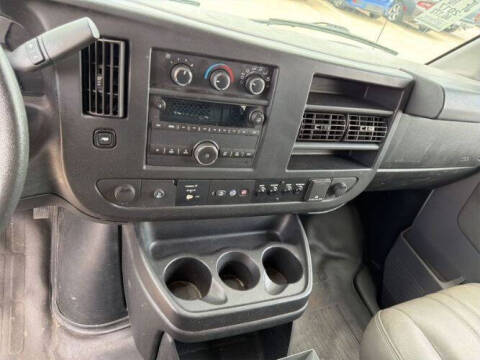 2017 Chevrolet Express 2500