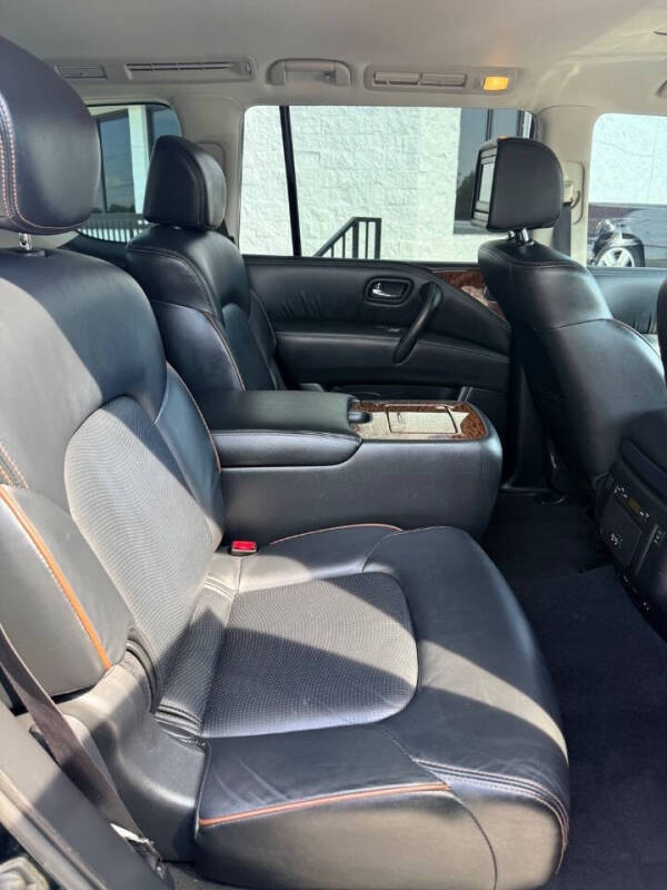 2017 Nissan Armada Platinum