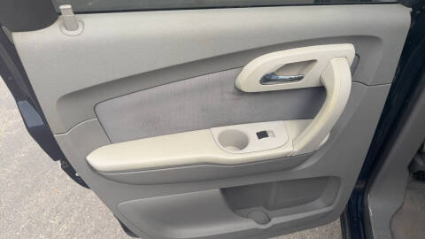 2012 Chevrolet Traverse LS
