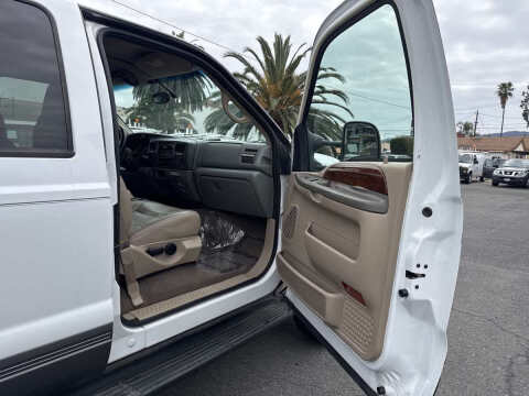 2003 Ford Excursion XLT