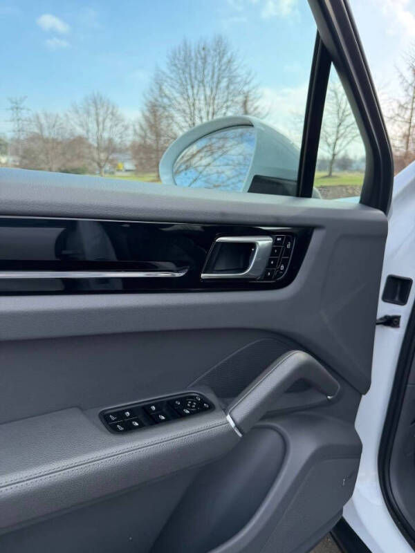 2020 Porsche Cayenne