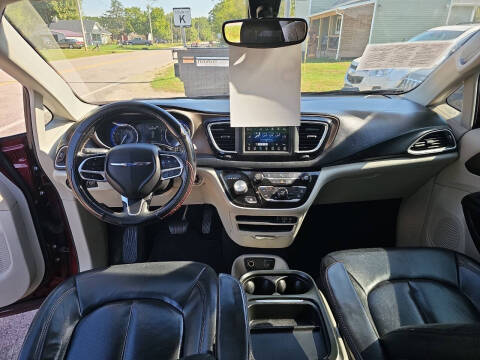 2018 Chrysler Pacifica Touring L