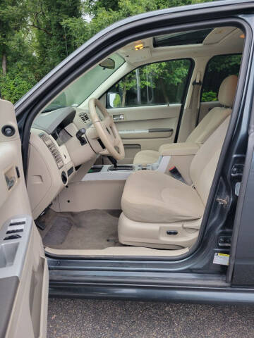 2008 Mercury Mariner for sale at Spectra Autos LLC in Akron OH